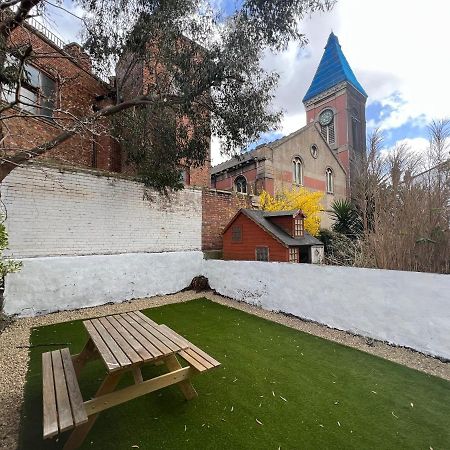 Lovely 2-Bedroom Victorian Flats Лондон Екстериор снимка