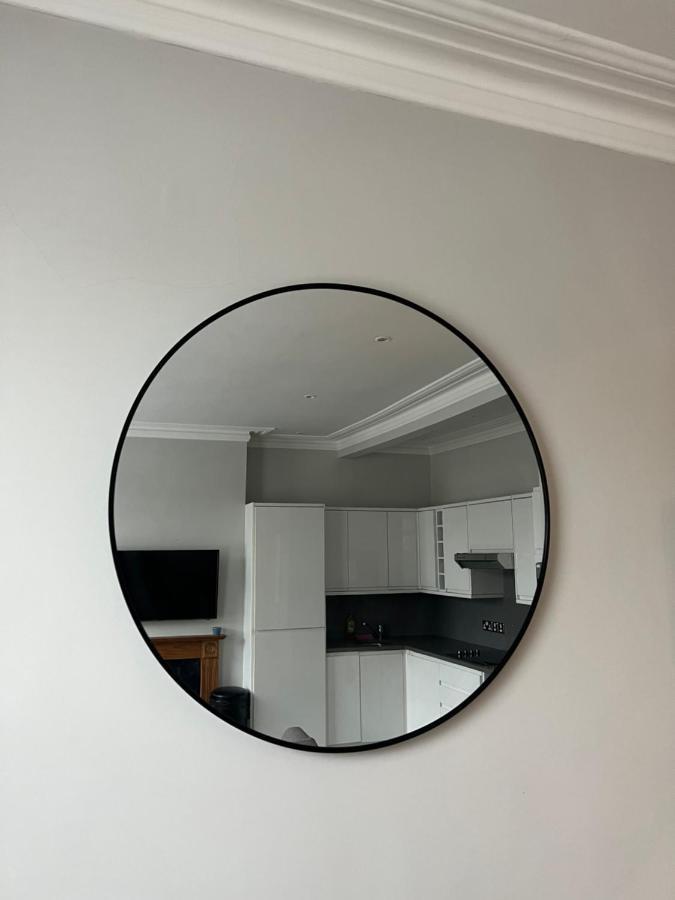 Lovely 2-Bedroom Victorian Flats Лондон Екстериор снимка