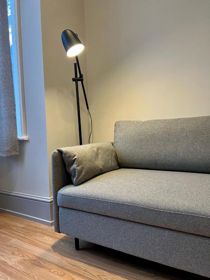 Lovely 2-Bedroom Victorian Flats Лондон Екстериор снимка