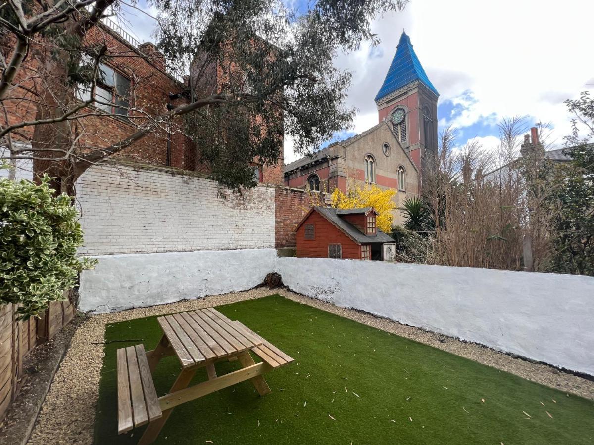 Lovely 2-Bedroom Victorian Flats Лондон Екстериор снимка