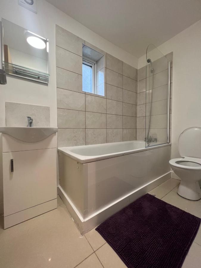 Lovely 2-Bedroom Victorian Flats Лондон Екстериор снимка